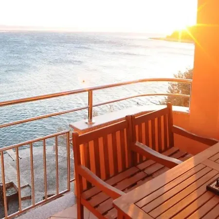 Apartment With Sea View Starigrad Paklenica Exterior foto